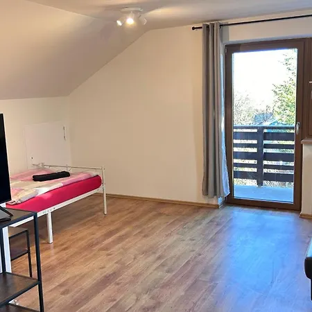 Apartment Monteurwohnung Aksana *