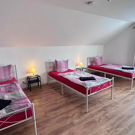 Apartman Monteurwohnung Aksana Windach